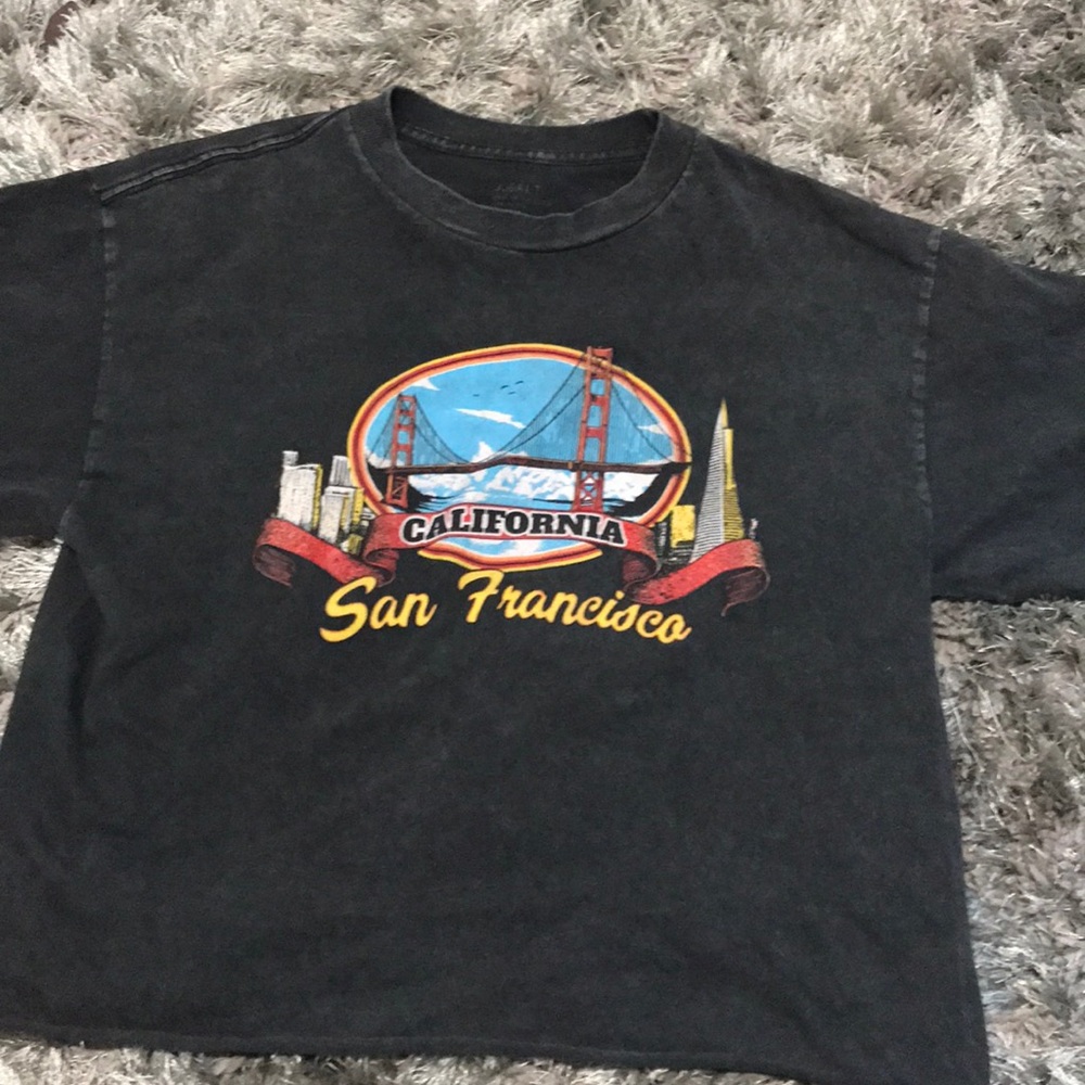 Brandy Melville tshirt